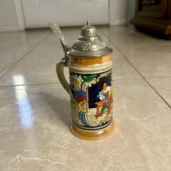 Authentic German Beer Stein by Gerzit with Lid - Picture 1 of 6